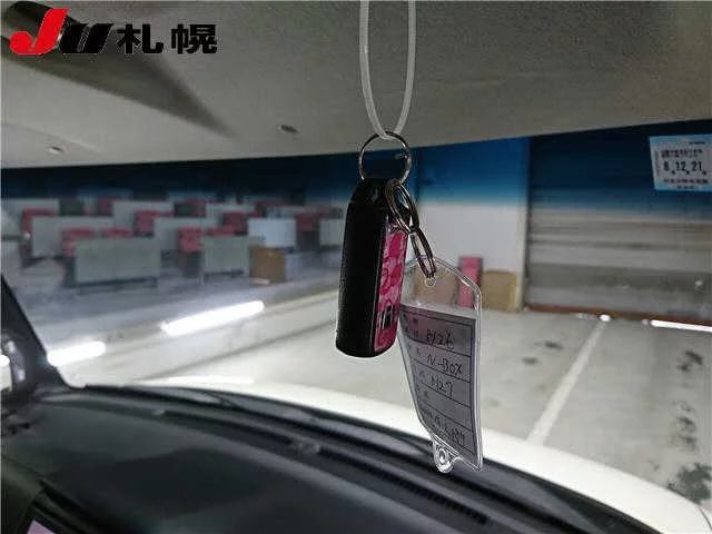 Honda N-Box  с аукциона в Японии