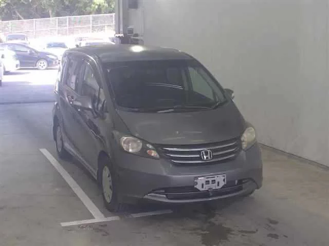 Honda Freed  с аукциона в Японии