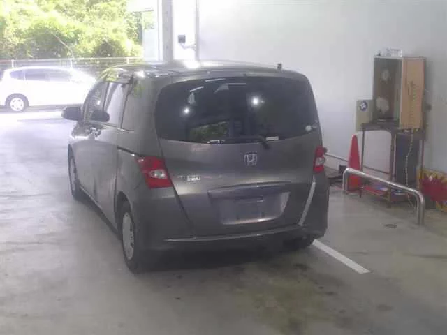 Honda Freed  с аукциона в Японии