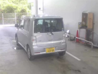 Daihatsu Move Conte