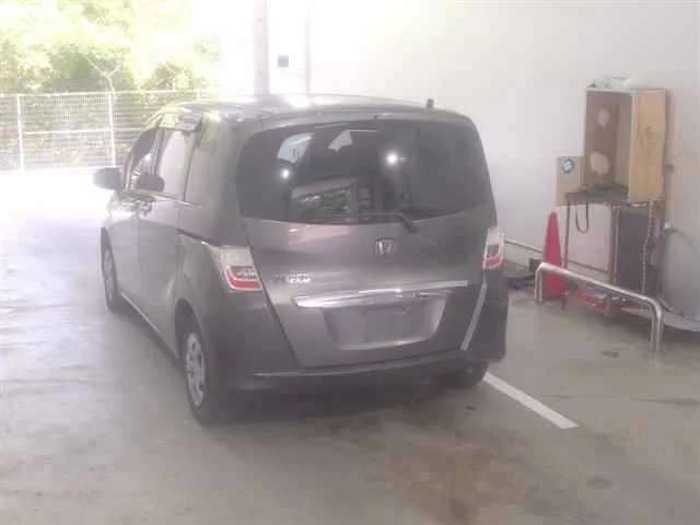 Honda Freed  с аукциона в Японии