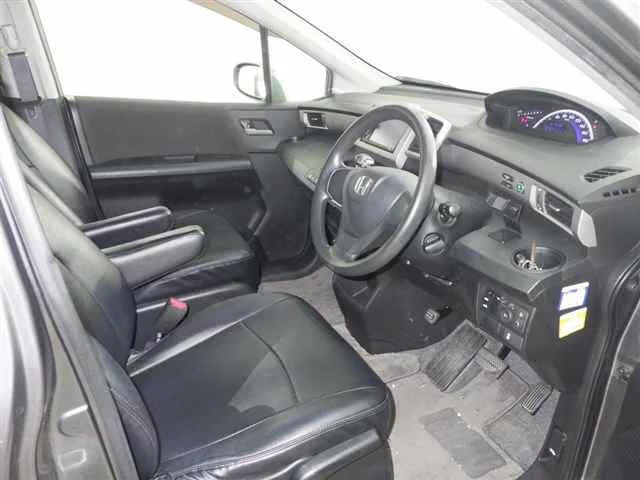 Honda Freed  с аукциона в Японии