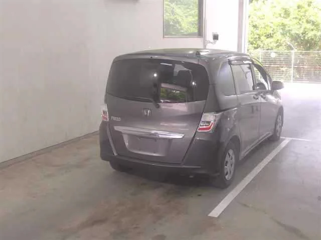 Honda Freed  с аукциона в Японии