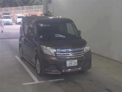 Mitsubishi Delica D:2