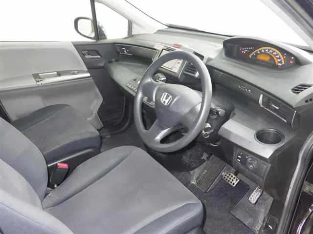 Honda Freed  с аукциона в Японии