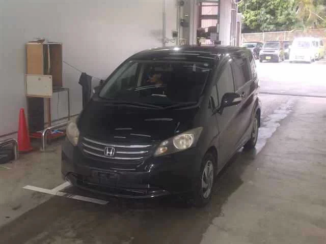 Honda Freed  с аукциона в Японии