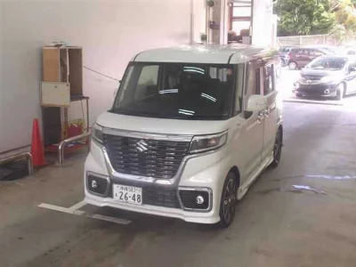 Suzuki Spacia