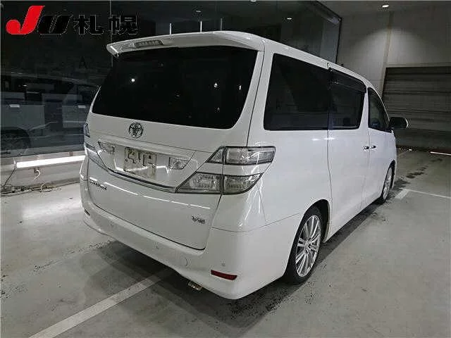 Toyota Vellfire  с аукциона в Японии