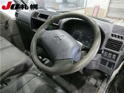 Mitsubishi Delica Van
