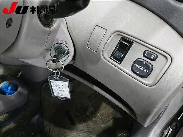 Toyota Platz  с аукциона в Японии