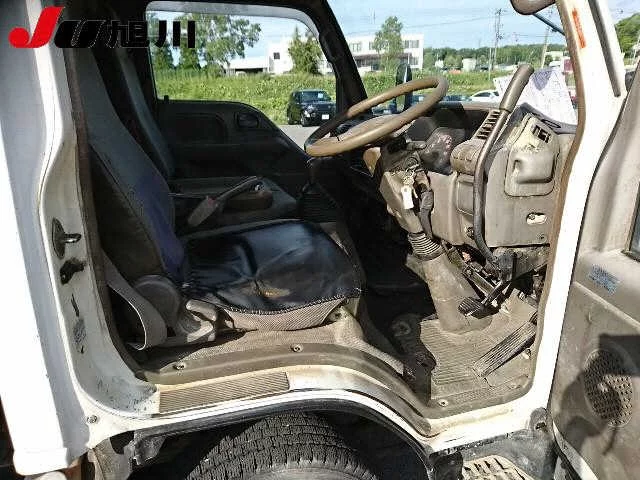 Isuzu Elf  с аукциона в Японии