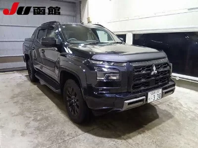 Mitsubishi Triton