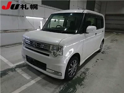 Toyota Pixis Space