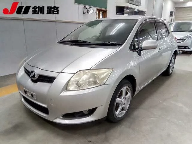 Toyota Auris  с аукциона в Японии