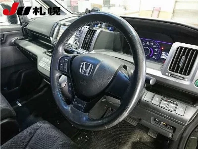 Honda STEPWGN SPADA