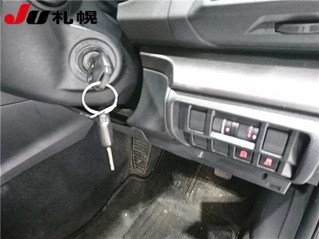 Subaru XV  с аукциона в Японии