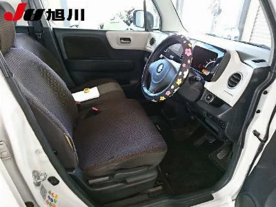 Suzuki MRWAGON