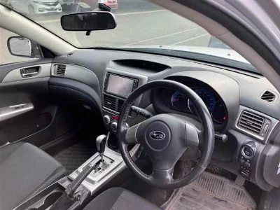 Subaru IMPREZA 5HB
