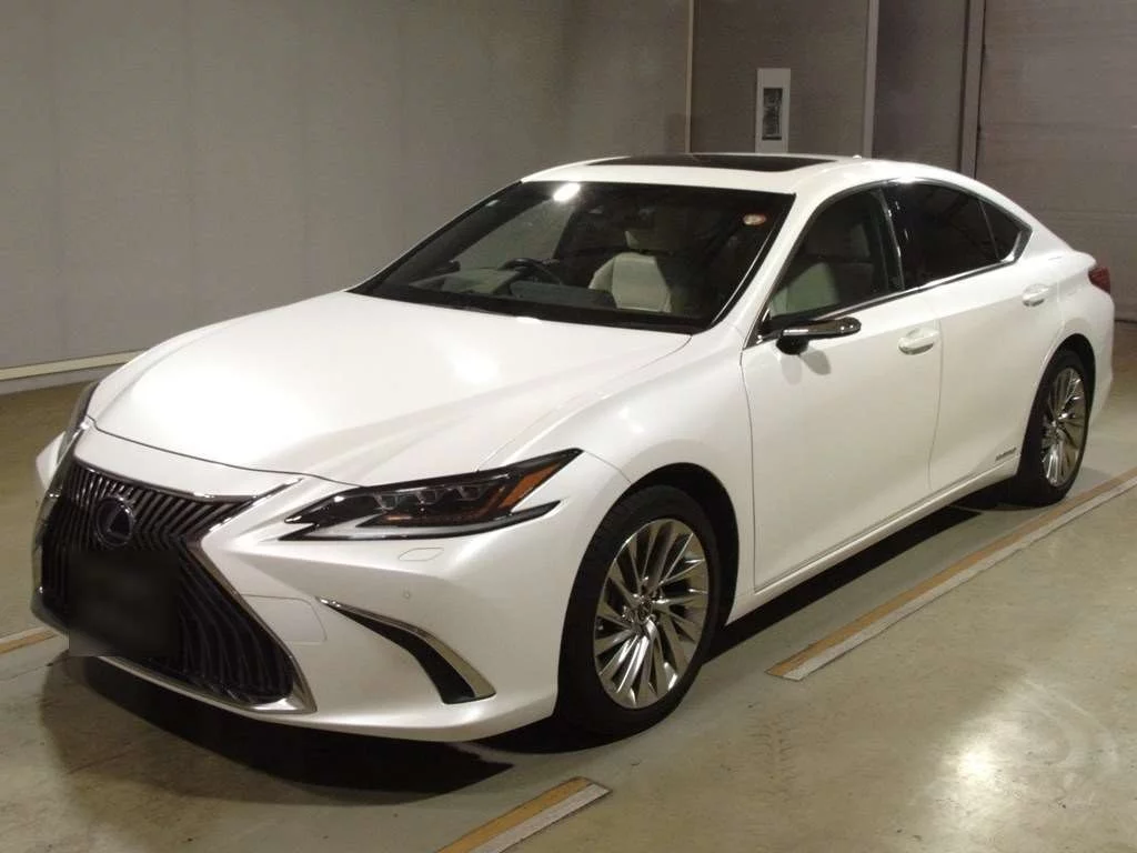 Lexus ES300h  с аукциона в Японии