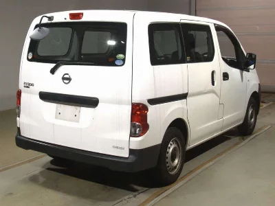 Nissan NV200 VANETTE VAN