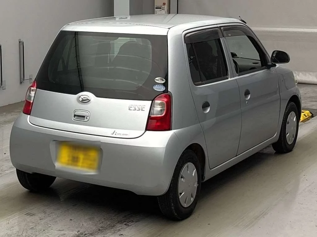 Daihatsu Esse  с аукциона в Японии