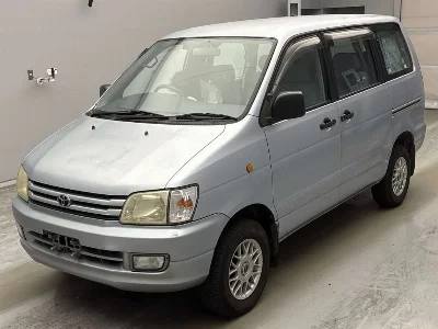 Toyota TownAce Noah
