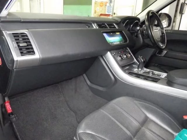 Land Rover Range Rover Sport  с аукциона в Японии