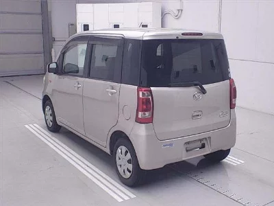Daihatsu Tanto Exe