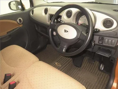 Daihatsu Move Latte