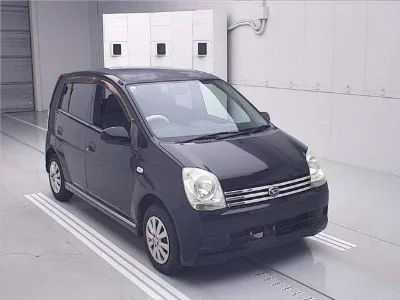 Daihatsu Mira Avy