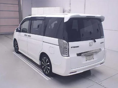 Honda STEPWGN SPADA