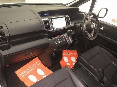 Honda STEPWGN SPADA