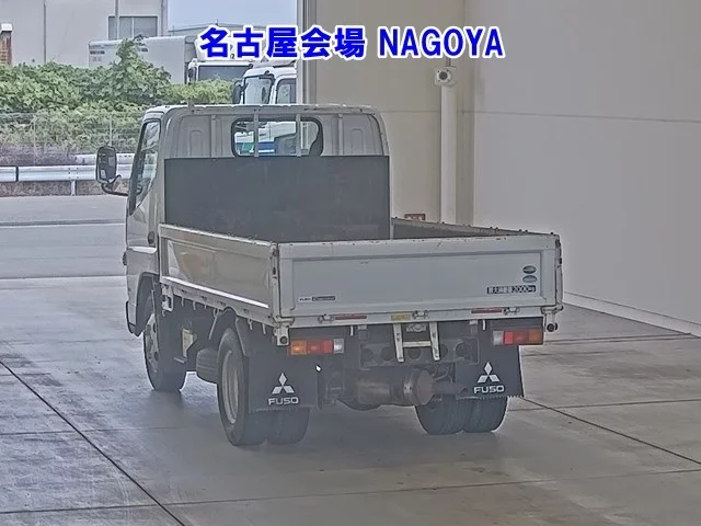 Mitsubishi Fuso Canter  с аукциона в Японии