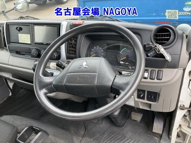 Mitsubishi Fuso Canter  с аукциона в Японии