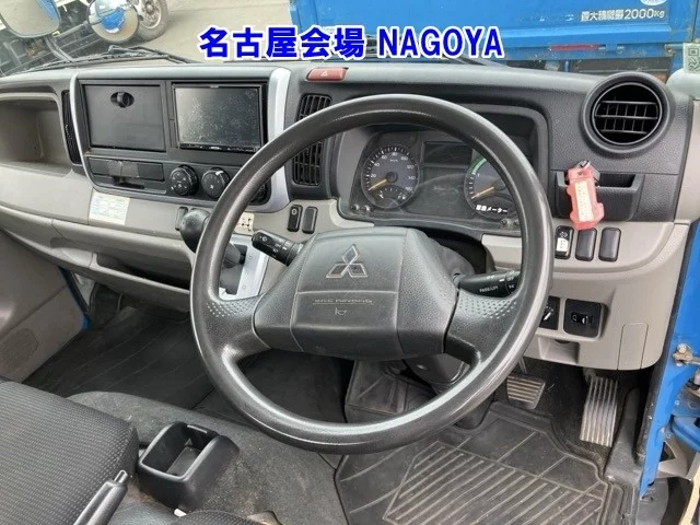 Mitsubishi Fuso Canter  с аукциона в Японии