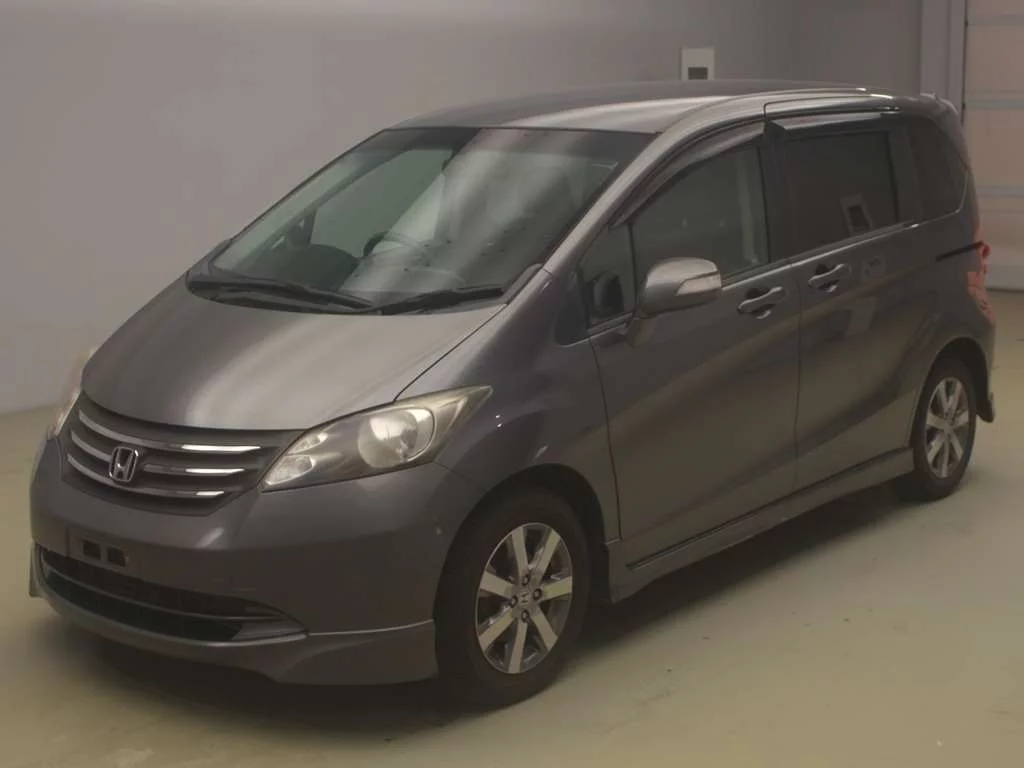 Honda Freed  с аукциона в Японии