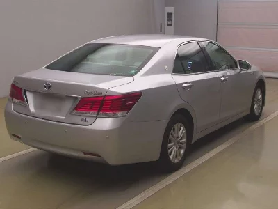 Toyota CROWN HYBRID