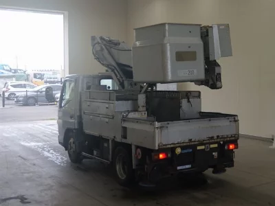 Mitsubishi Fuso Canter