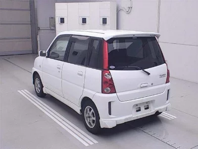 Subaru Pleo