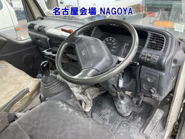 Isuzu Elf  с аукциона в Японии
