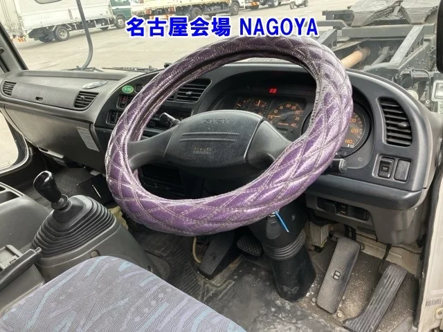 Isuzu Forward  с аукциона в Японии