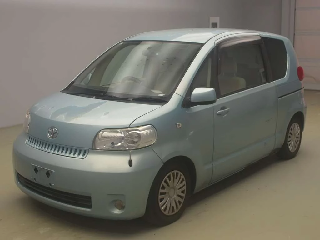 Toyota Porte  с аукциона в Японии