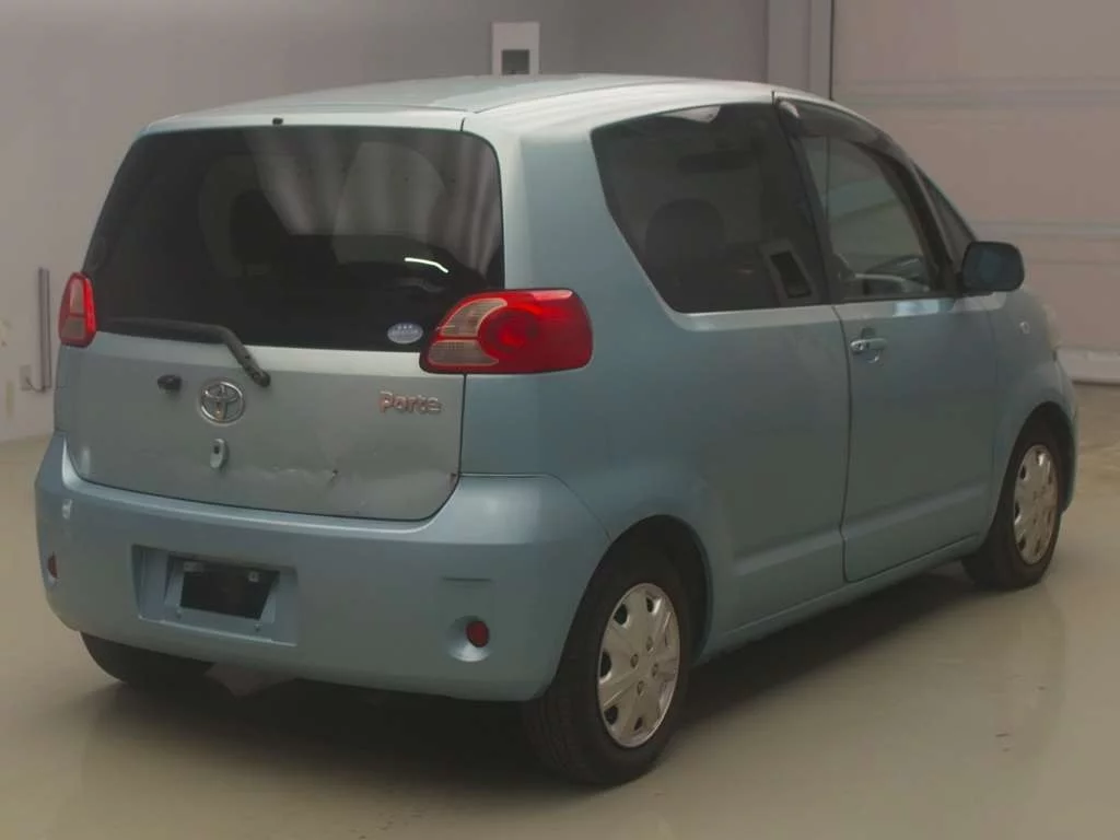 Toyota Porte  с аукциона в Японии