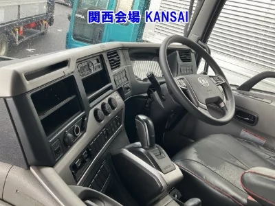 NISSAN DIESEL (UD) QUON