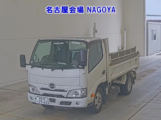 Hino Dutro  с аукциона в Японии