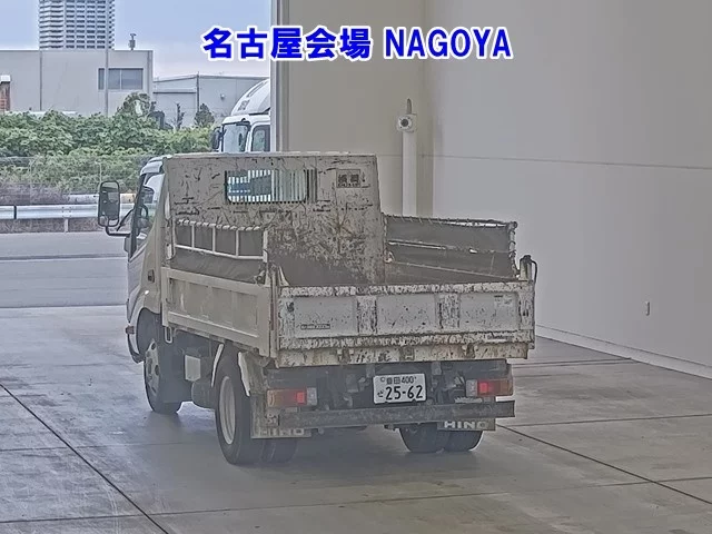 Hino Dutro  с аукциона в Японии