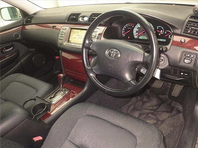 Toyota Brevis  с аукциона в Японии