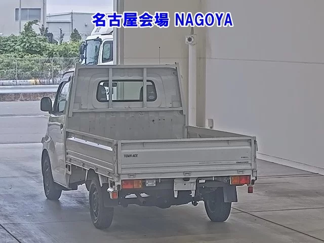 Toyota TownAce  с аукциона в Японии