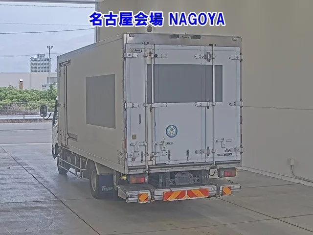 Hino Dutro  с аукциона в Японии