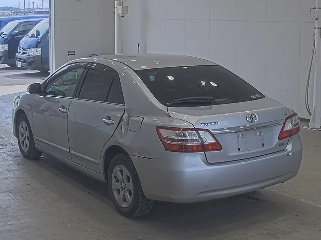 Toyota Premio  с аукциона в Японии
